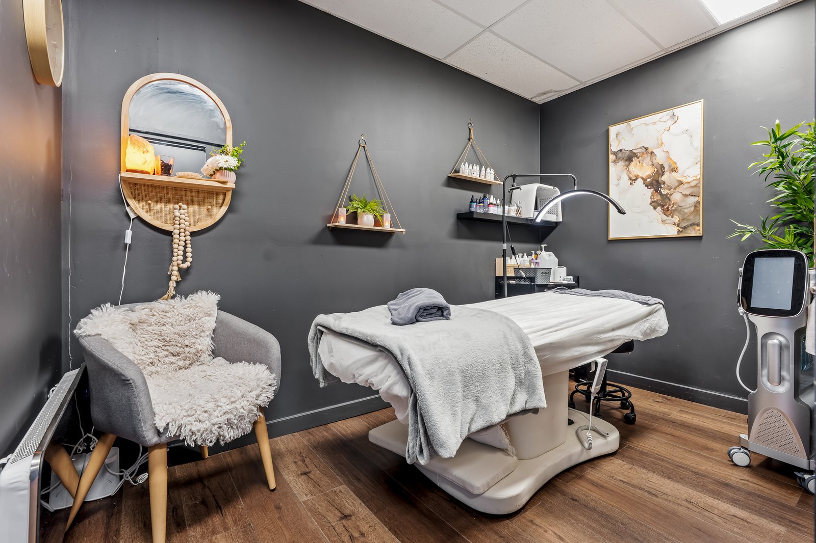 Real Estate and Property in Shop 2/43 High Street, Preston, VIC