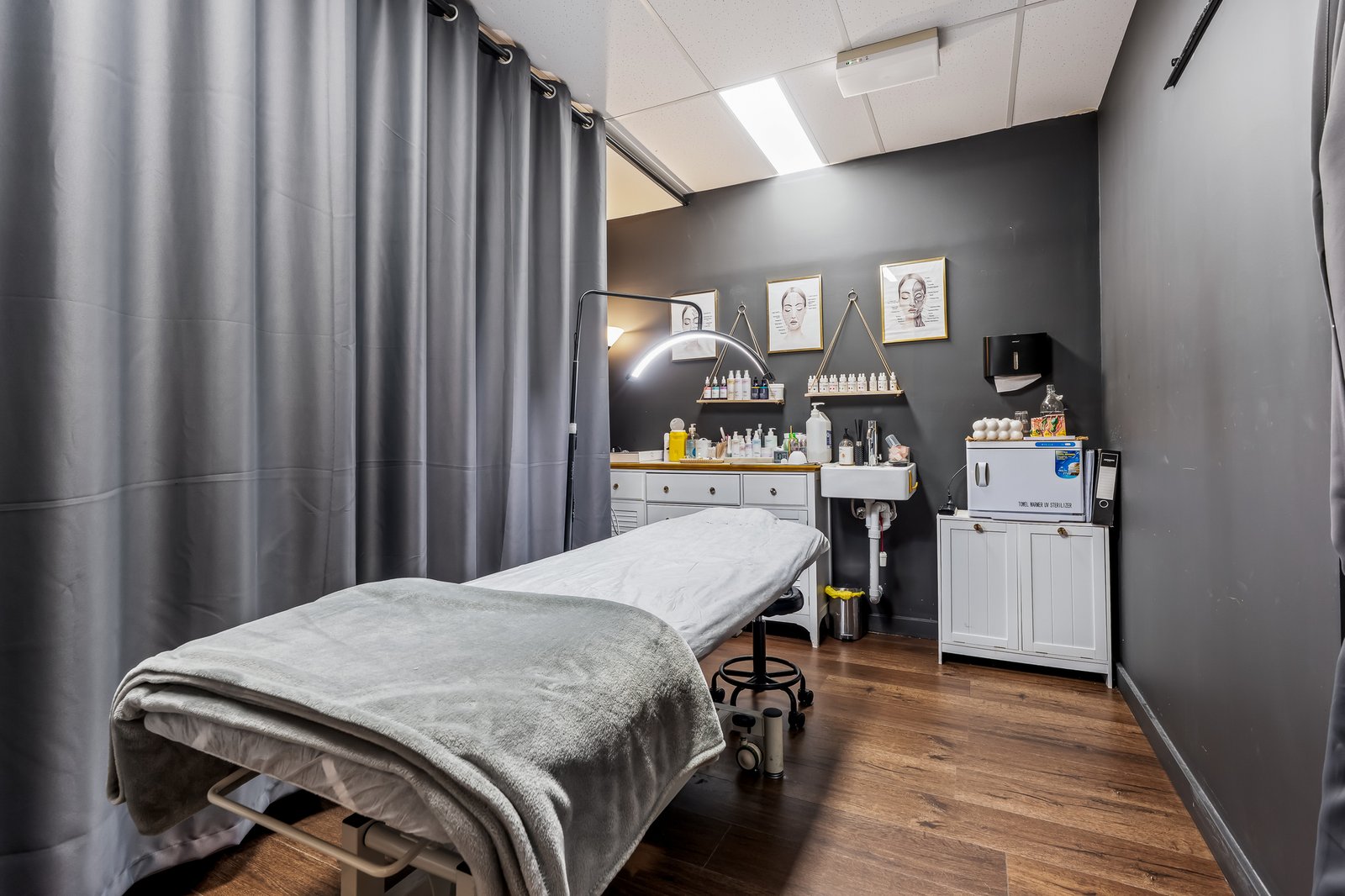 Real Estate and Property in Shop 2/43 High Street, Preston, VIC