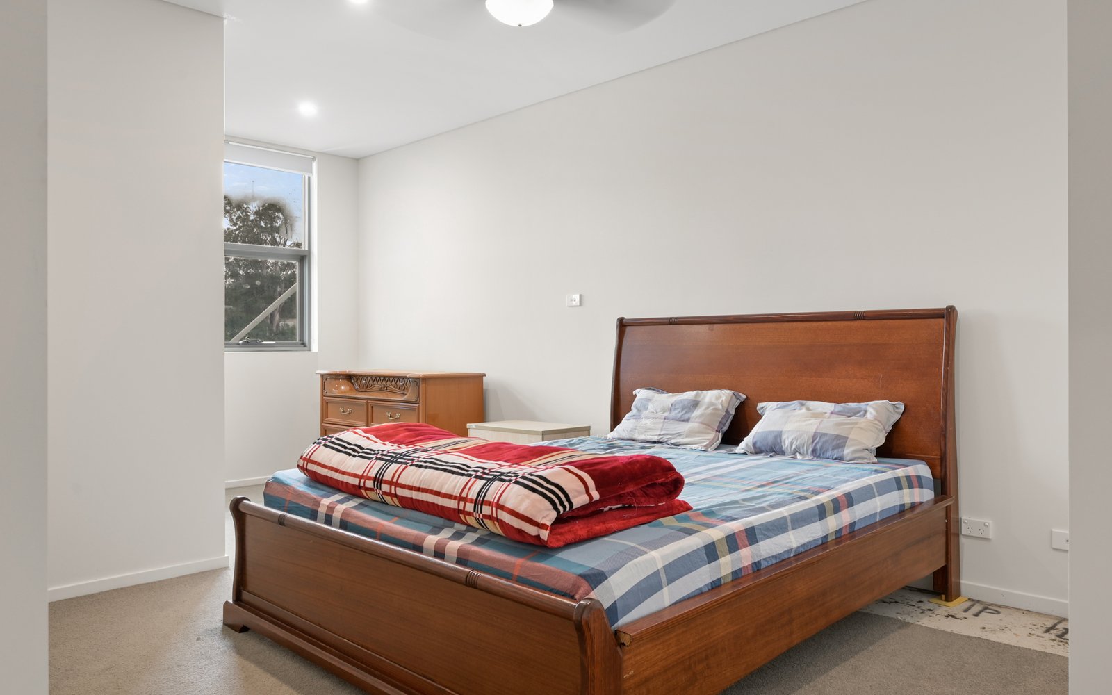 Shop 3 & Apartment 6/208 Great Western Highway KINGSWOOD 5