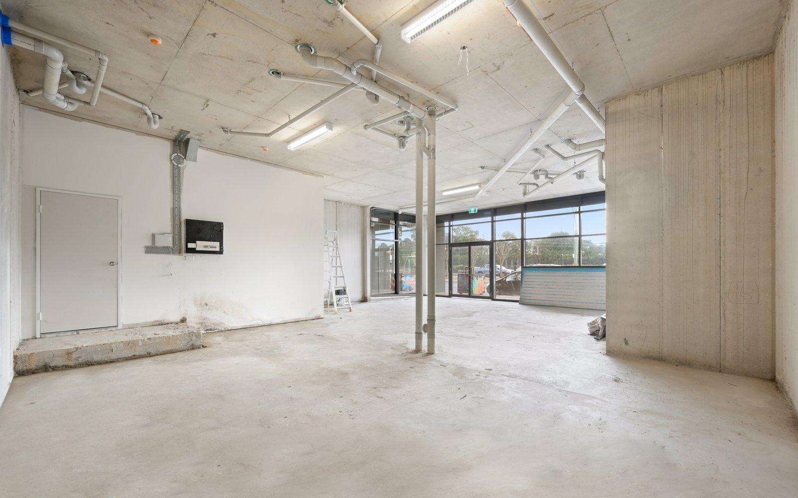 Shop 3 & Apartment 6/208 Great Western Highway KINGSWOOD 9