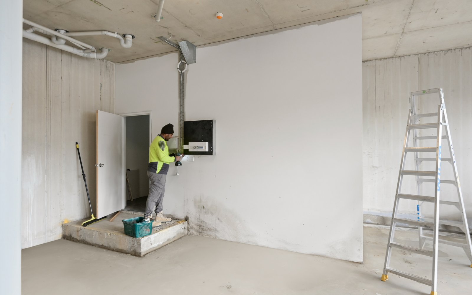 Shop 3 & Apartment 6/208 Great Western Highway KINGSWOOD 10