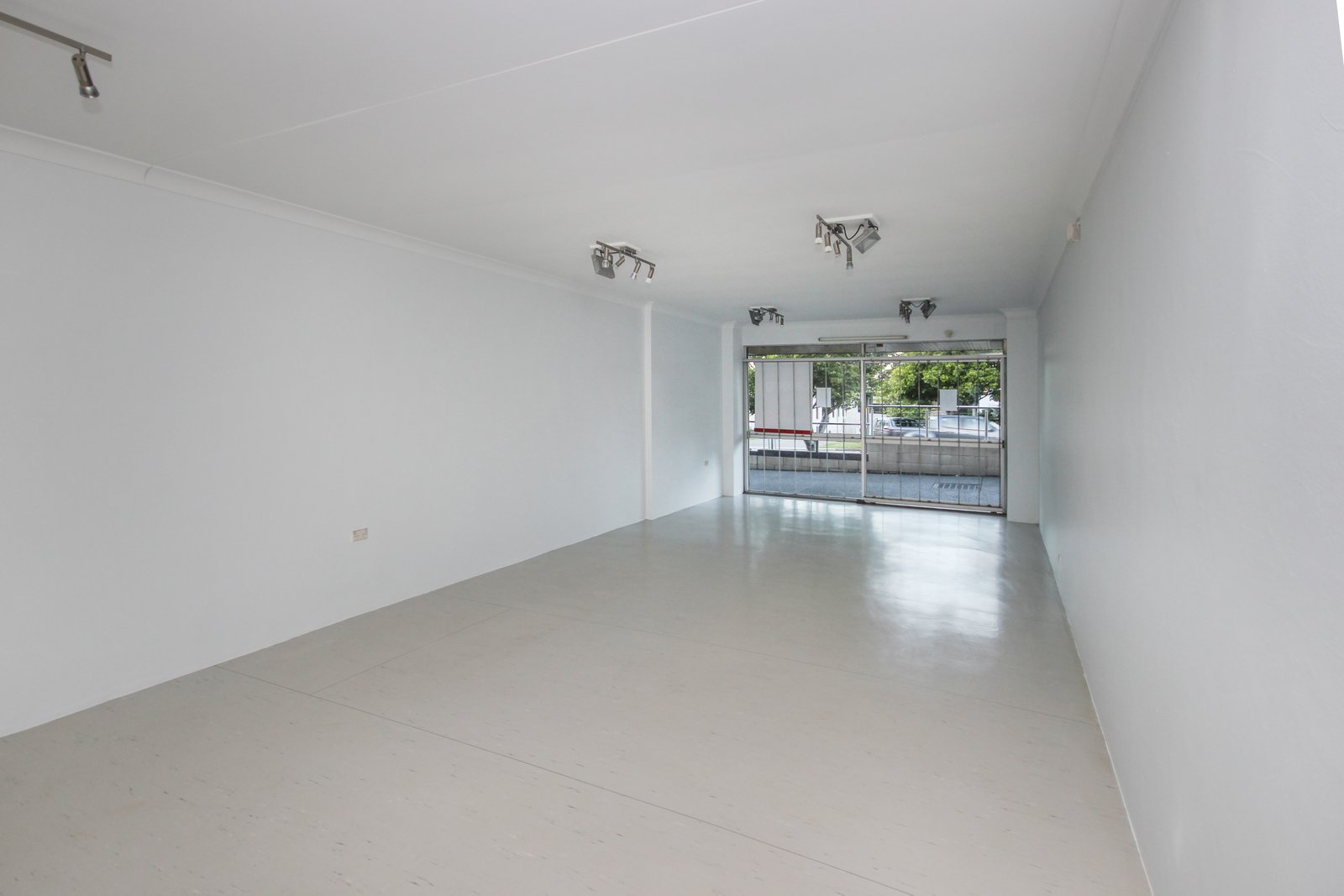 Shop 4 / 64 Bold Street LAURIETON 2