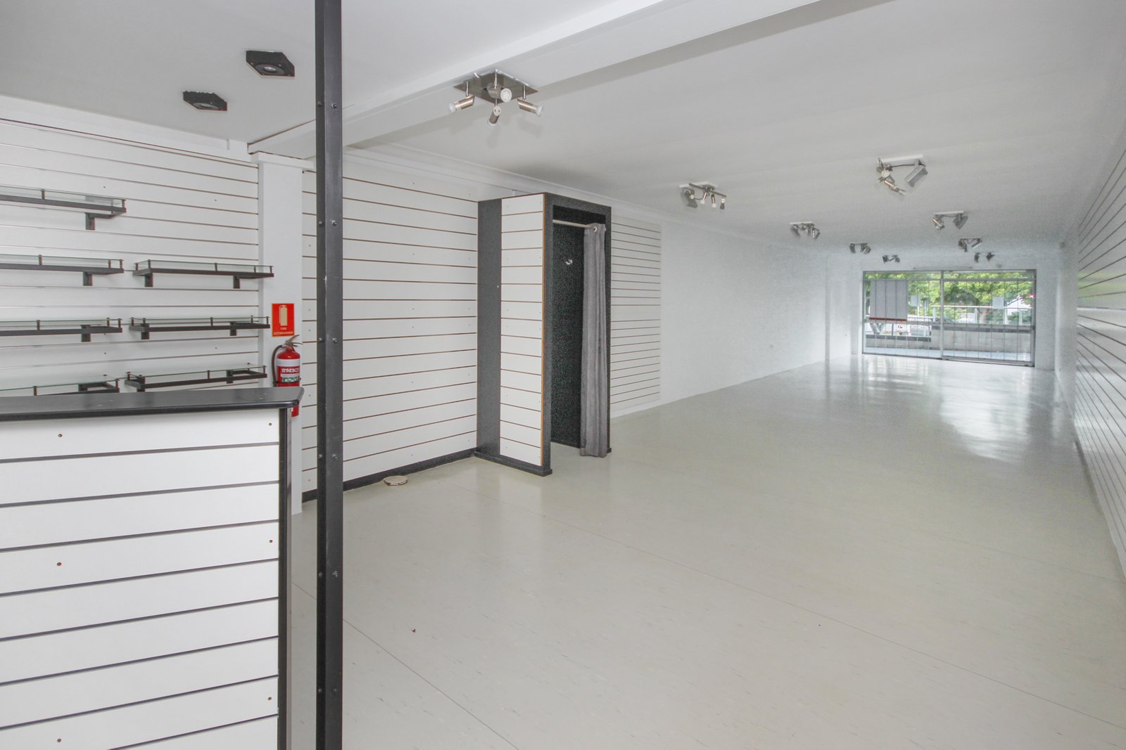 Shop 4 / 64 Bold Street LAURIETON 3