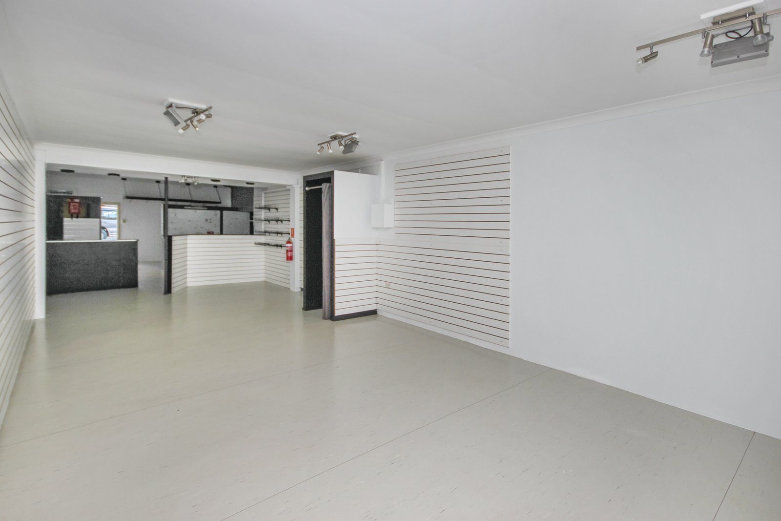 Shop 4 / 64 Bold Street LAURIETON 4