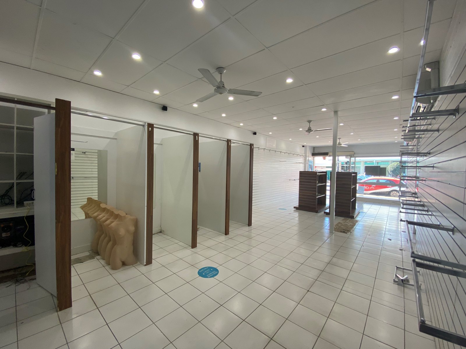 Shop 5/390 Shute Harbour Road AIRLIE BEACH 8