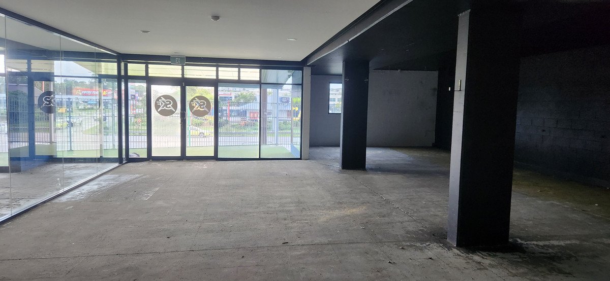 Showroom/2 Newcastle Street Burleigh Heads 12