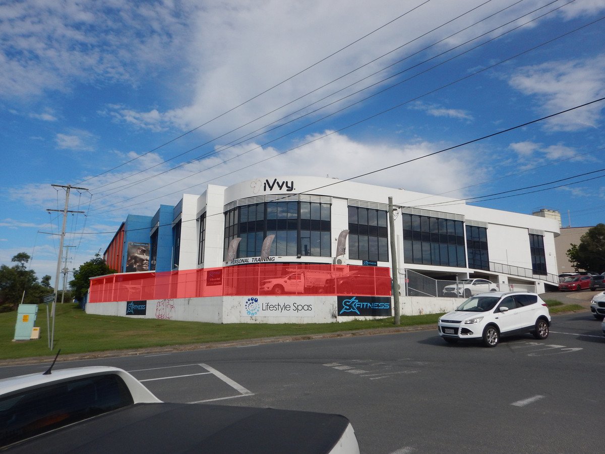 Showroom/2 Newcastle Street Burleigh Heads 15