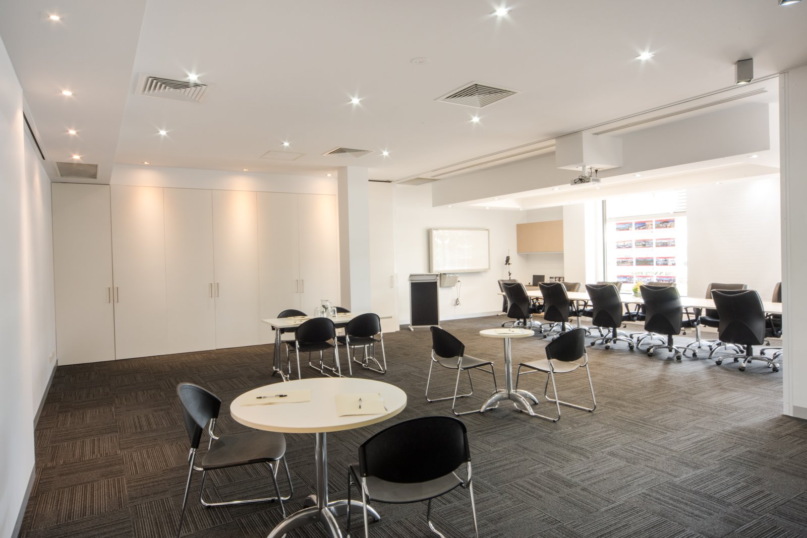 Suite 1A / 230 Shute Harbour Road CANNONVALE 2