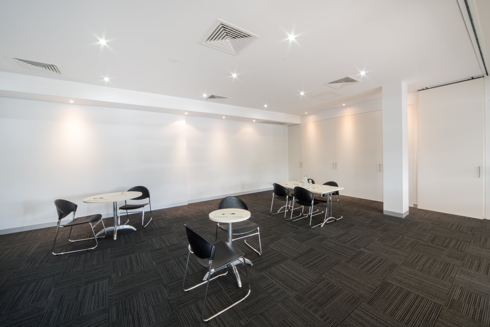 Suite 1A / 230 Shute Harbour Road CANNONVALE 5