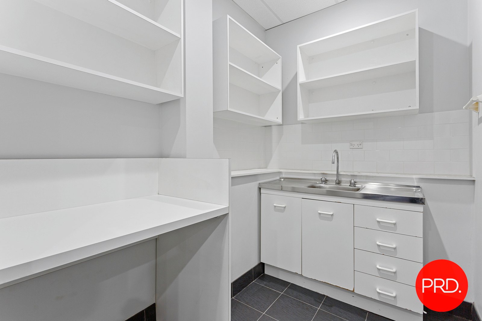 Suite 2/22 Belgrave Street KOGARAH 12