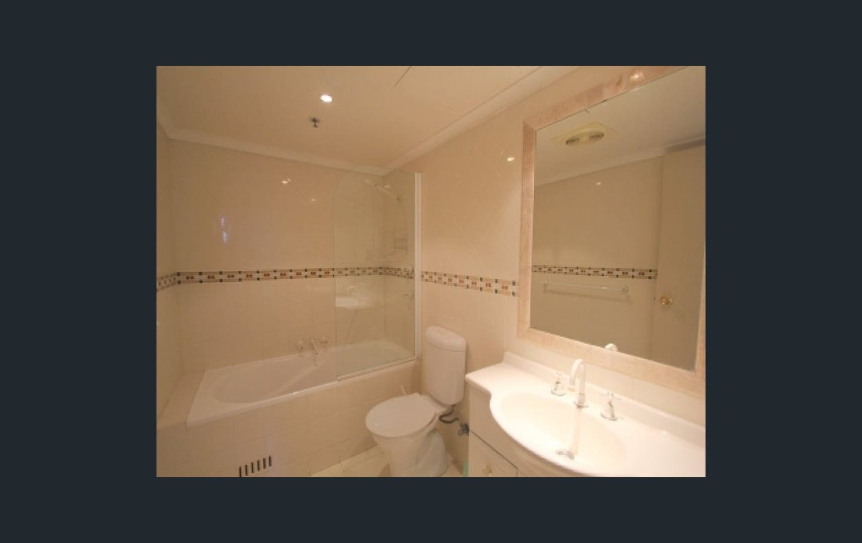 T1 505/588A-600 Railway Parade HURSTVILLE 6