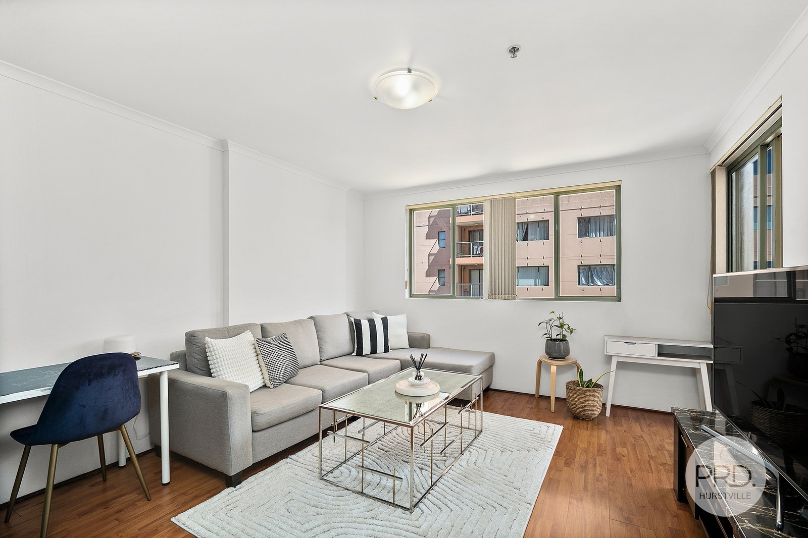 T1 903/588A-600 Railway Parade HURSTVILLE 3