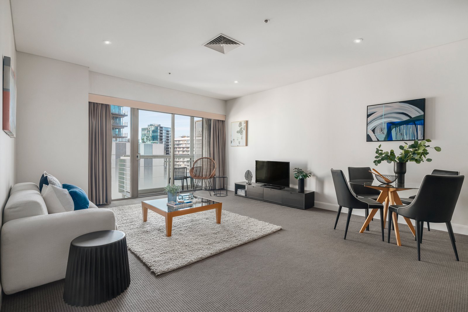 t607/348 St Kilda Road, Melbourne, 3004