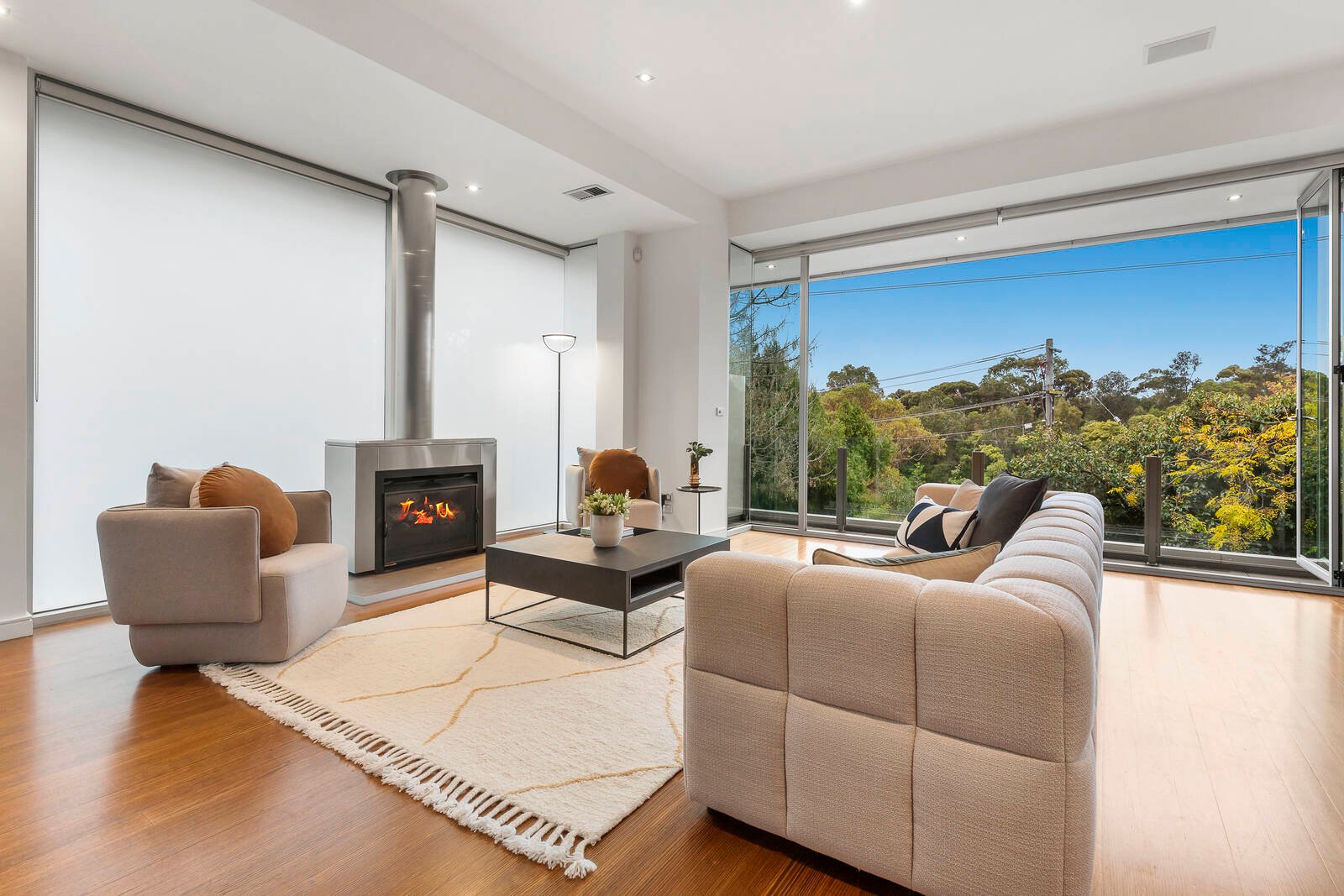 Real Estate and Property in TH 1/7 Verdant Avenue, Toorak, VIC