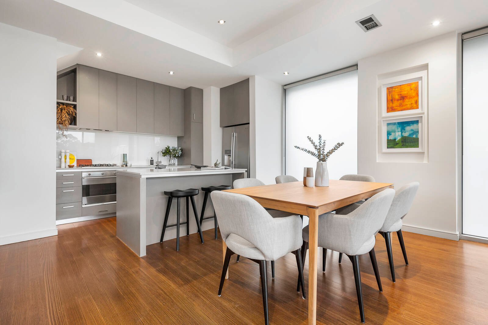 Real Estate and Property in TH 1/7 Verdant Avenue, Toorak, VIC