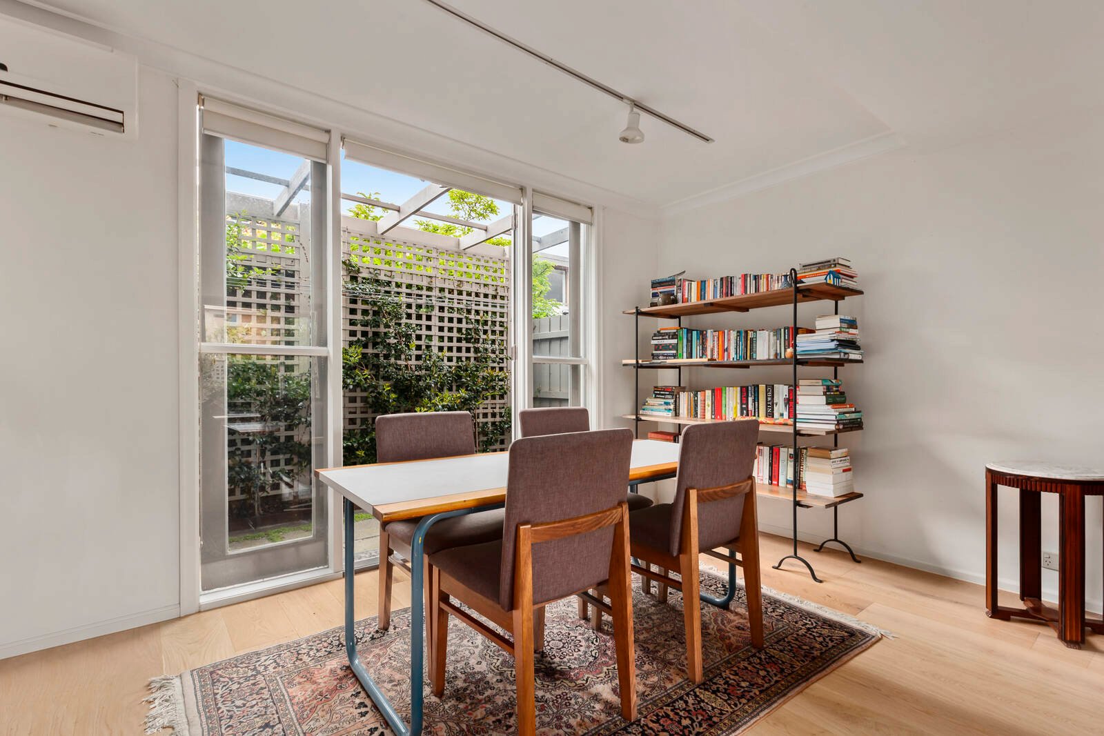 Real Estate and Property in TH 2/14 Woorigoleen Road, Toorak, VIC