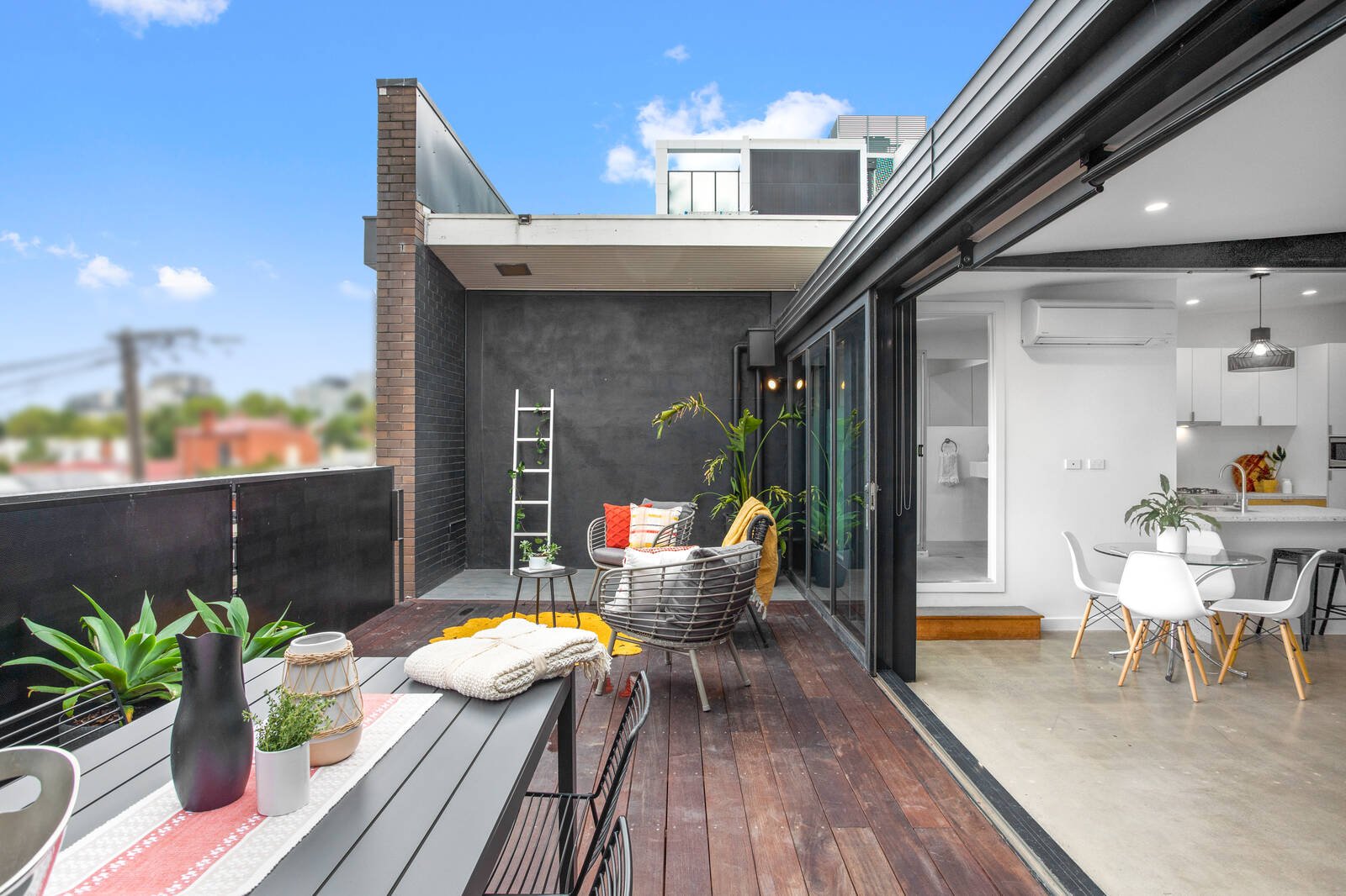 Real Estate and Property in TH 26/2 New Street, Richmond, VIC