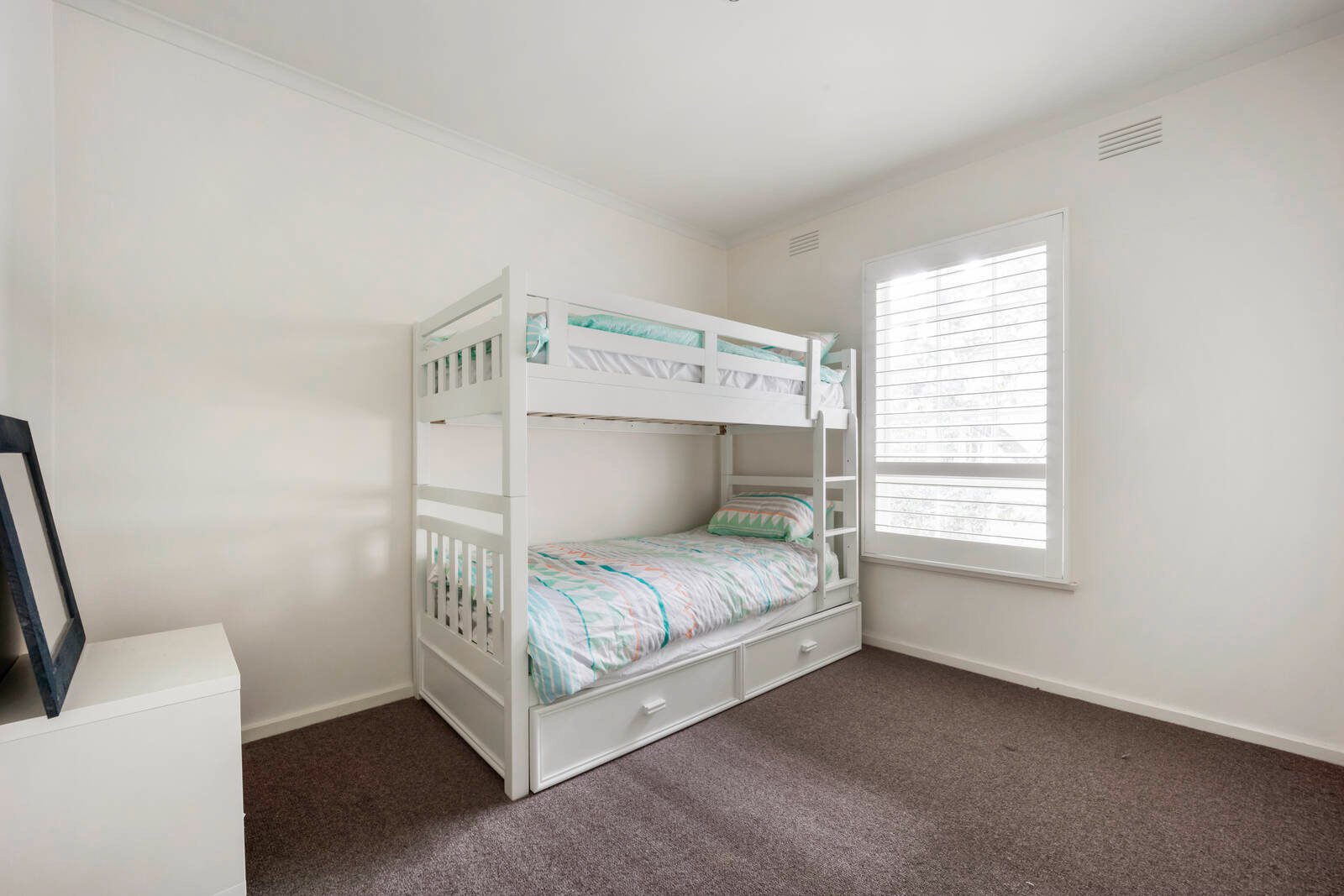 Real Estate and Property in TH 3/27 Grandview Grove, Prahran, VIC