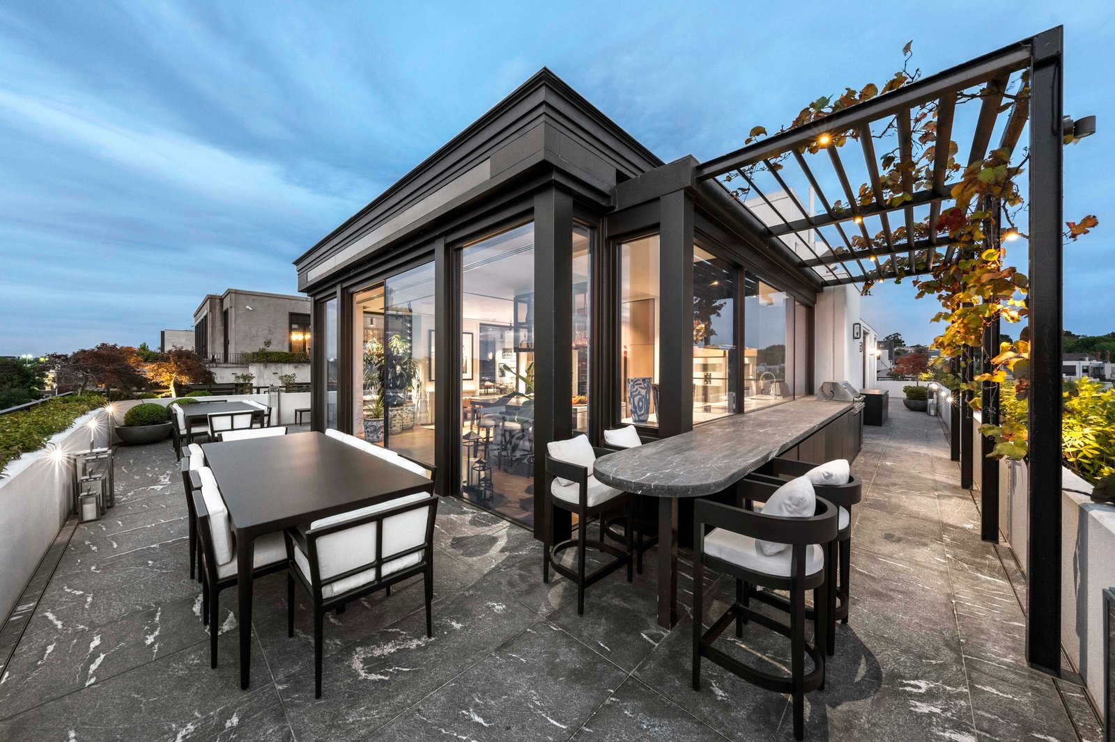 The Penthouse, 86 Mathoura Road, Toorak, 3142