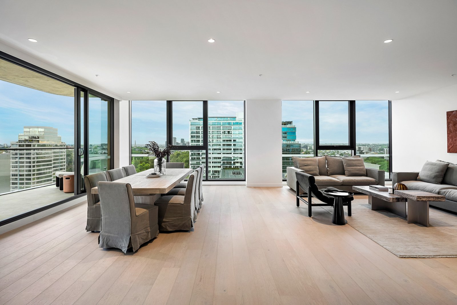 The Residence, 8 Louise Street, Melbourne, 3004