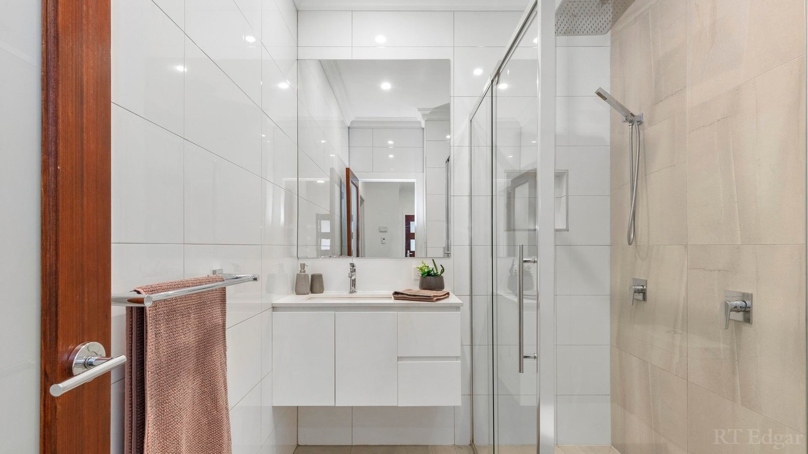 Real Estate and Property in Thomastown, VIC