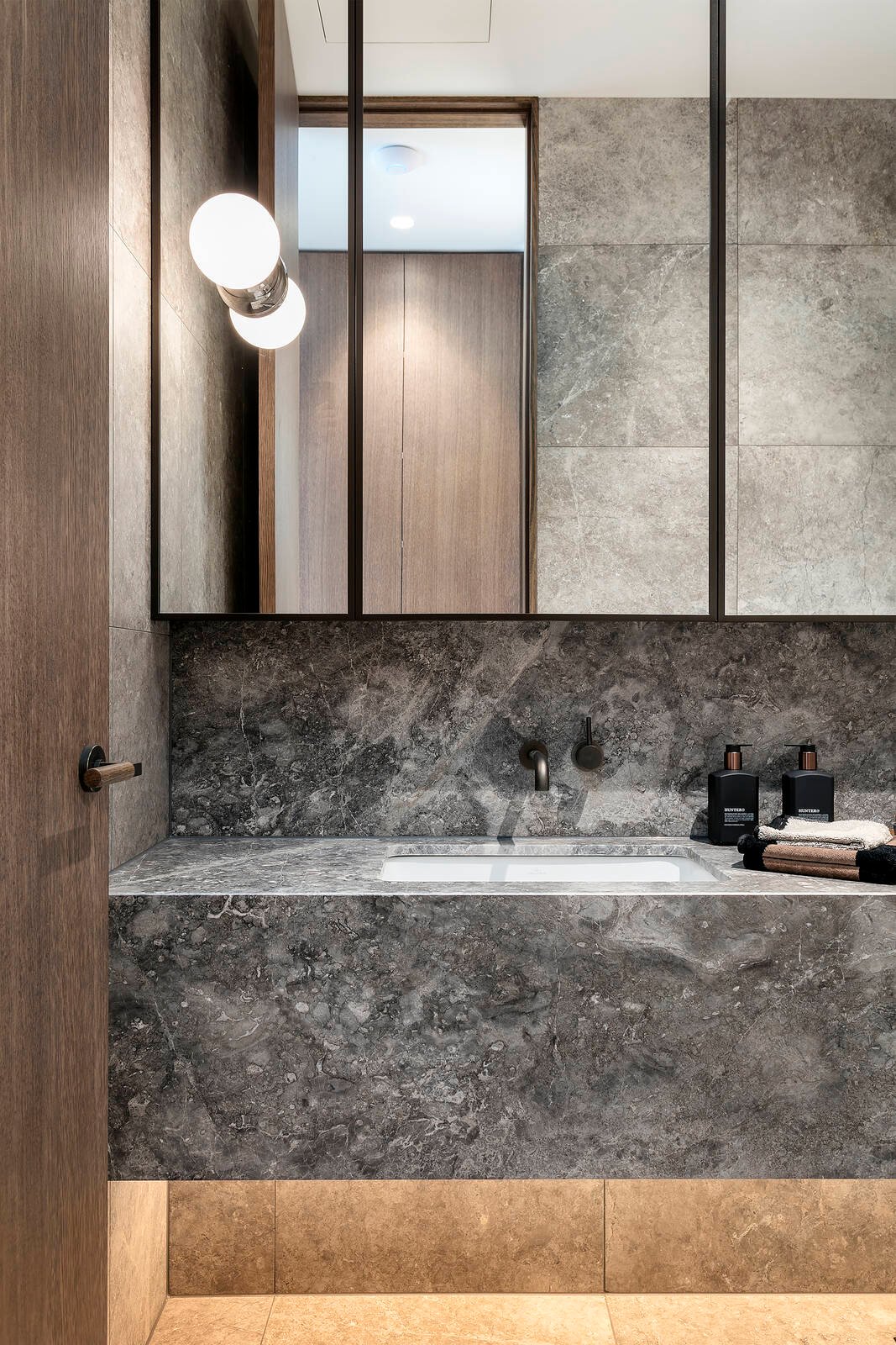 Real Estate and Property in Top Floor 16 Horsburgh Grove, Armadale, VIC