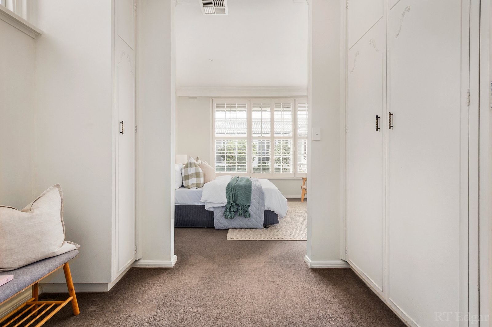 Real Estate and Property in Townhouse 7/11 Albany Road, Toorak, VIC