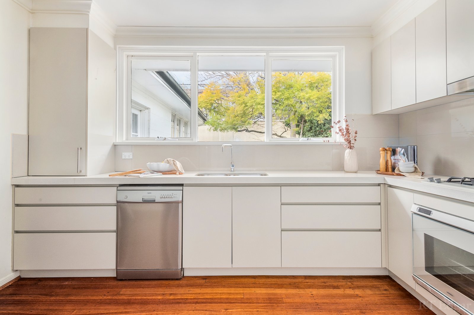 Real Estate and Property in Townhouse 7/11 Albany Road, Toorak, VIC