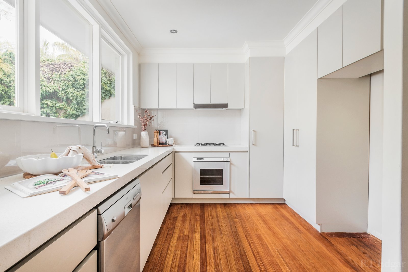 Real Estate and Property in Townhouse 7/11 Albany Road, Toorak, VIC