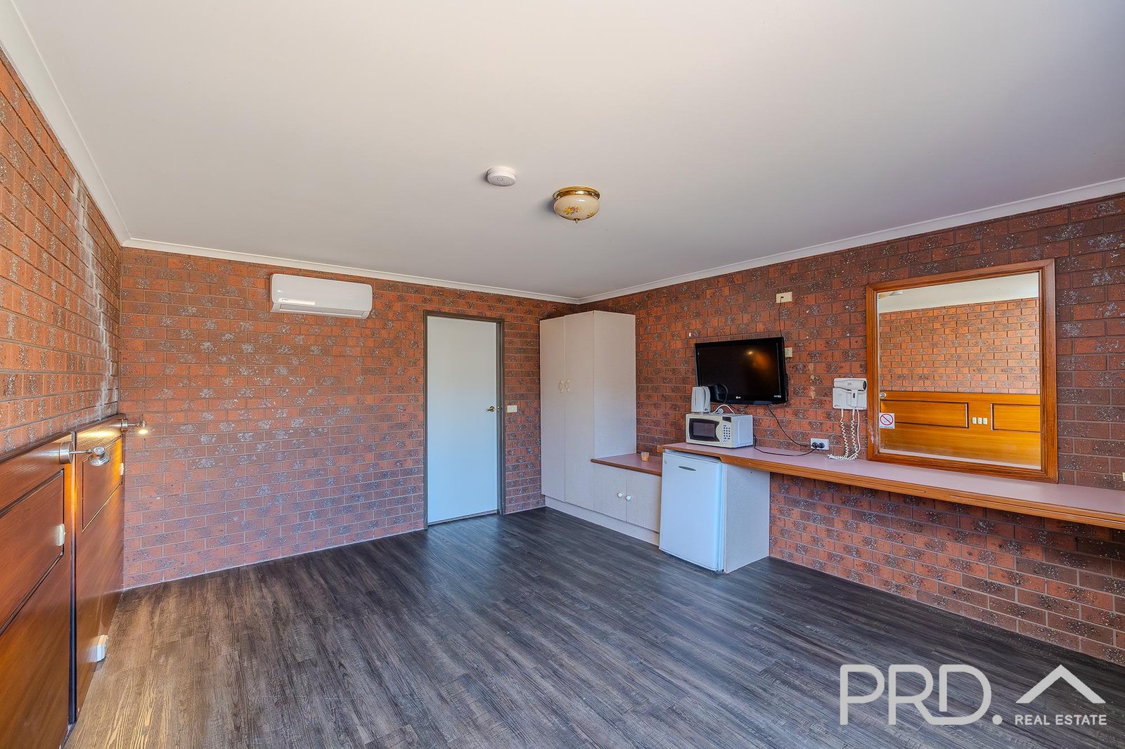 U1-14, 120-122 Adams Street WENTWORTH 6