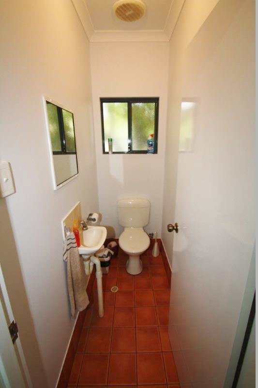 U3D, 26 Robinson  BROOME 6