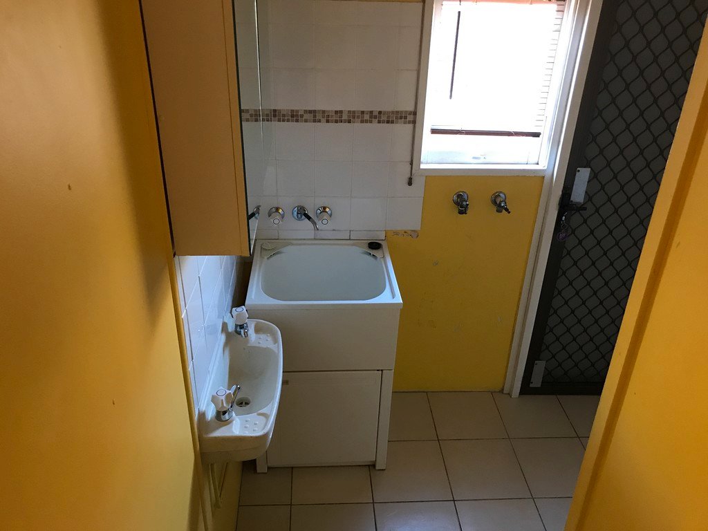 Unit 1 108 Sunshine Parade MIAMI 7