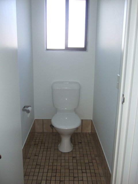 Unit 1-110 Christine Aveune  BURLEIGH WATERS 7