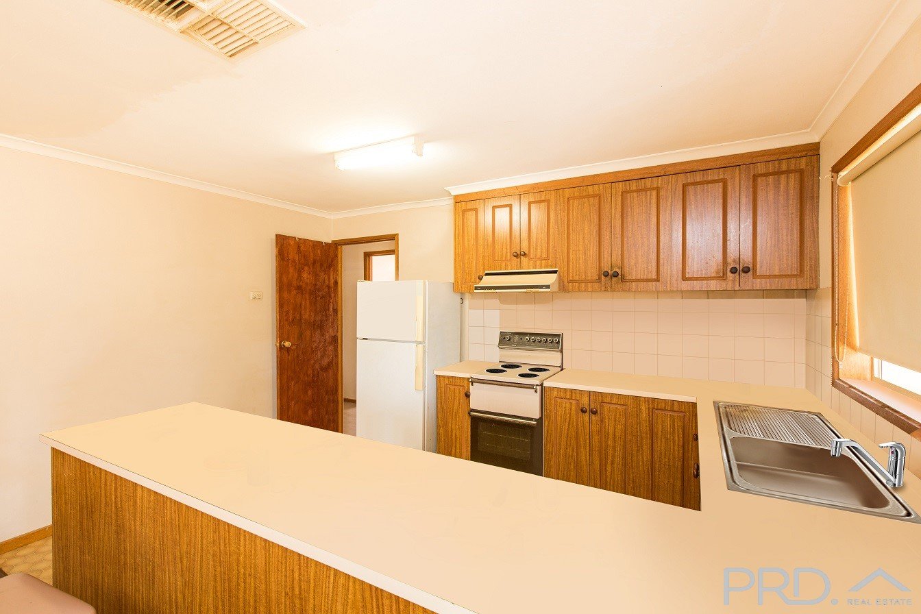 Unit 1, 18 Etherington Drive MILDURA 3
