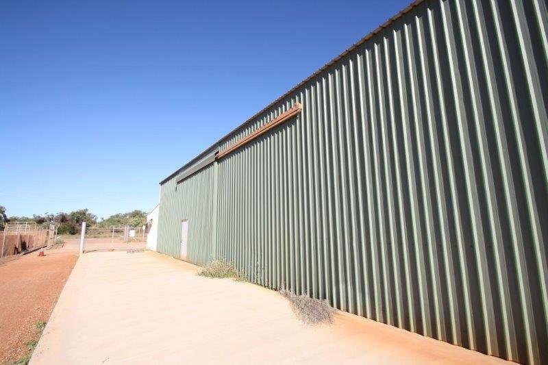 Unit 1, 2 DeCastilla Road MINYIRR 3