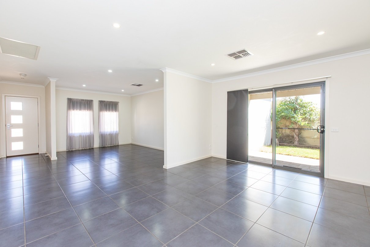 Unit 1, 2724 Fourteenth Street IRYMPLE 4