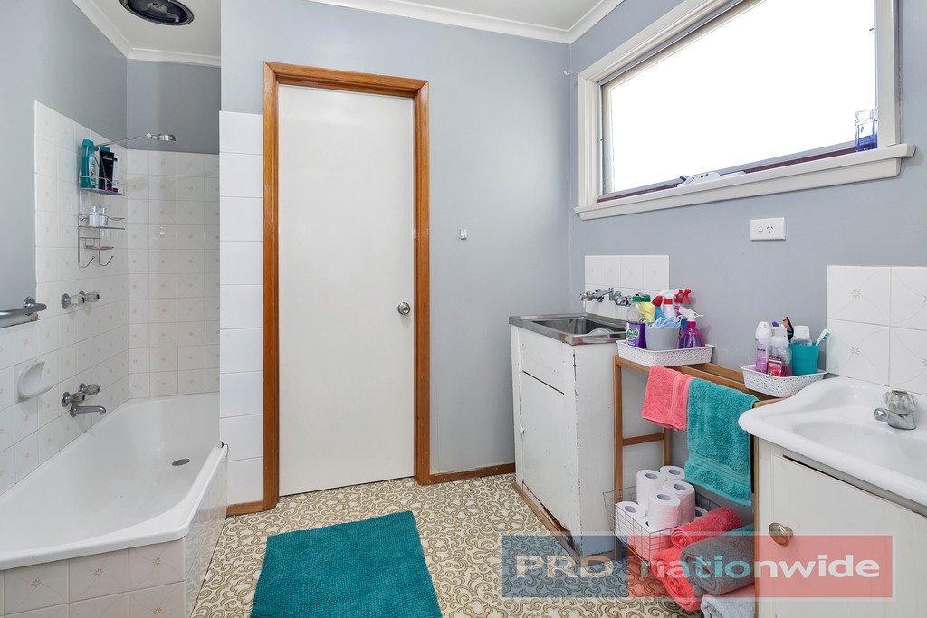 Unit 1-4/6 Christine Avenue ALFREDTON 11