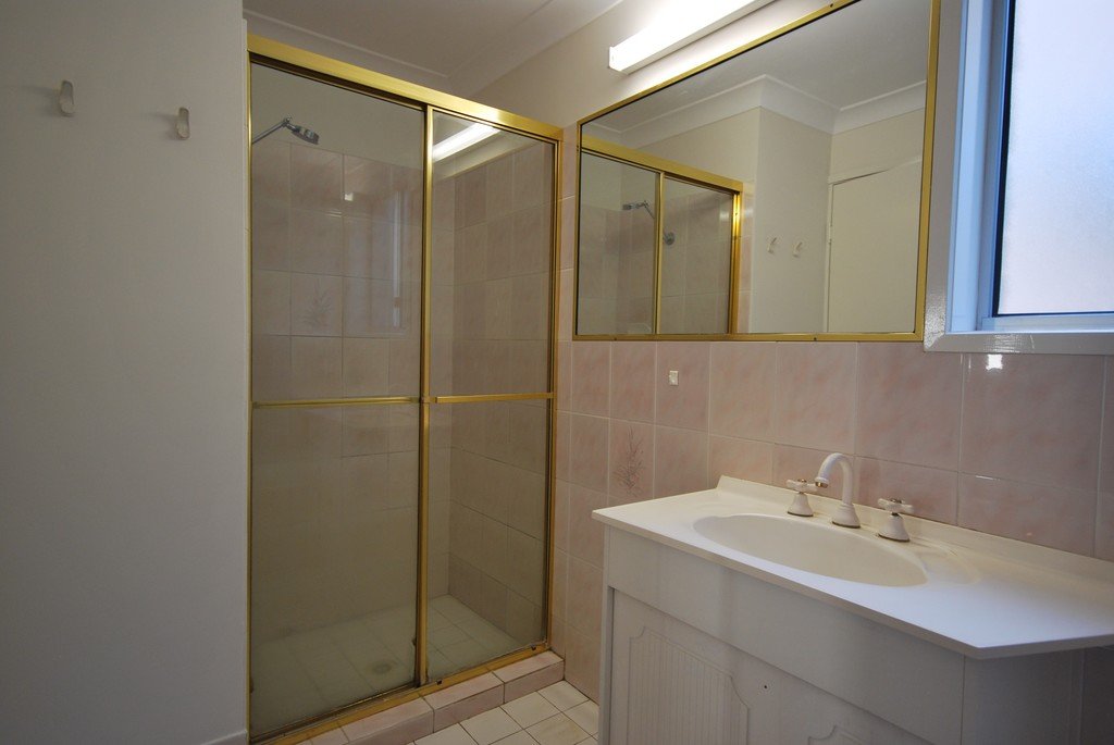 Unit 1 7-9 Ewart Street BURLEIGH HEADS 7