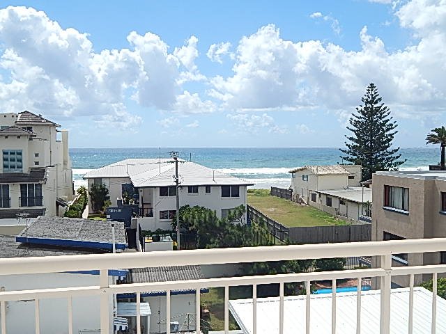 Unit 10/10 Dudley Street MERMAID BEACH 14