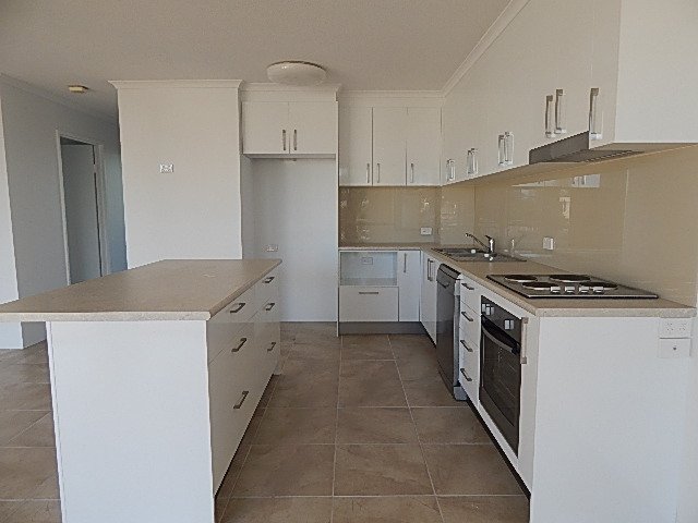 Unit 10/10 Dudley Street MERMAID BEACH 5