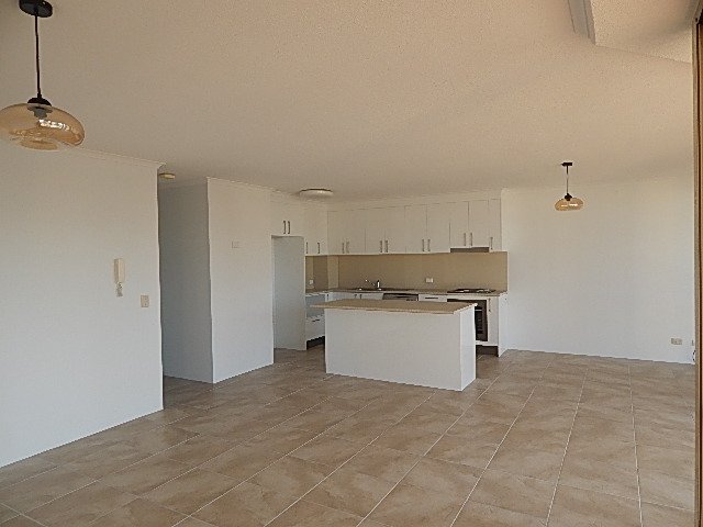 Unit 10/10 Dudley Street MERMAID BEACH 6