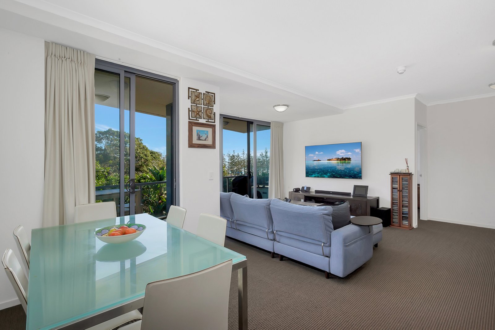 Unit 1036/1 Ocean St  BURLEIGH HEADS 2