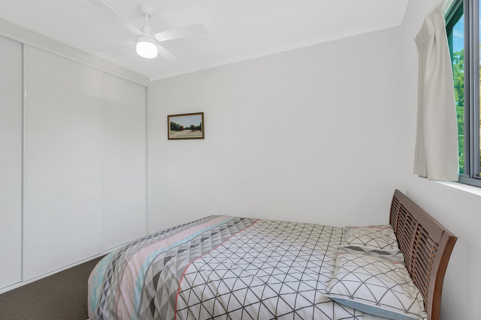 Unit 1036/1 Ocean St  BURLEIGH HEADS 8