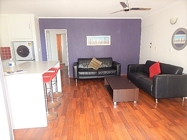 Unit 10/74 The Esplanade BURLEIGH HEADS 1