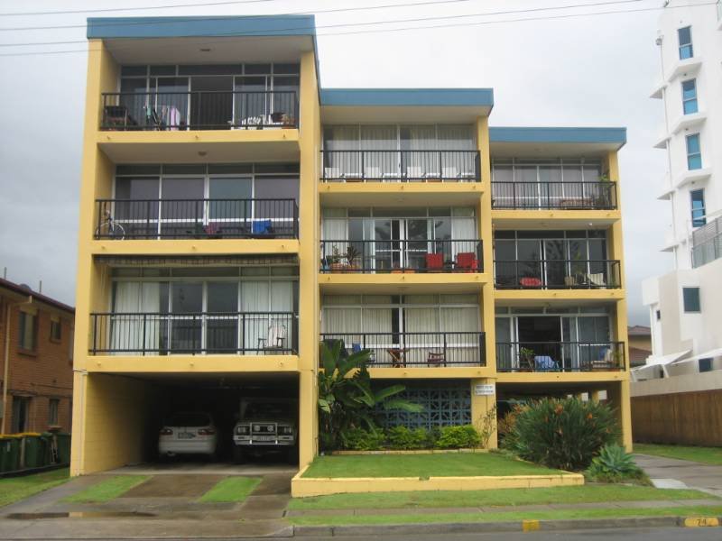 Unit 10/74 The Esplanade BURLEIGH HEADS 5