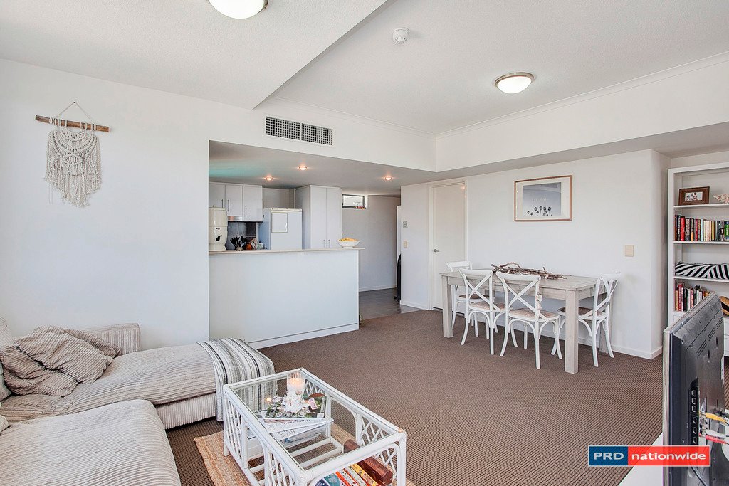 Unit 1074/1 Ocean Street BURLEIGH HEADS 8