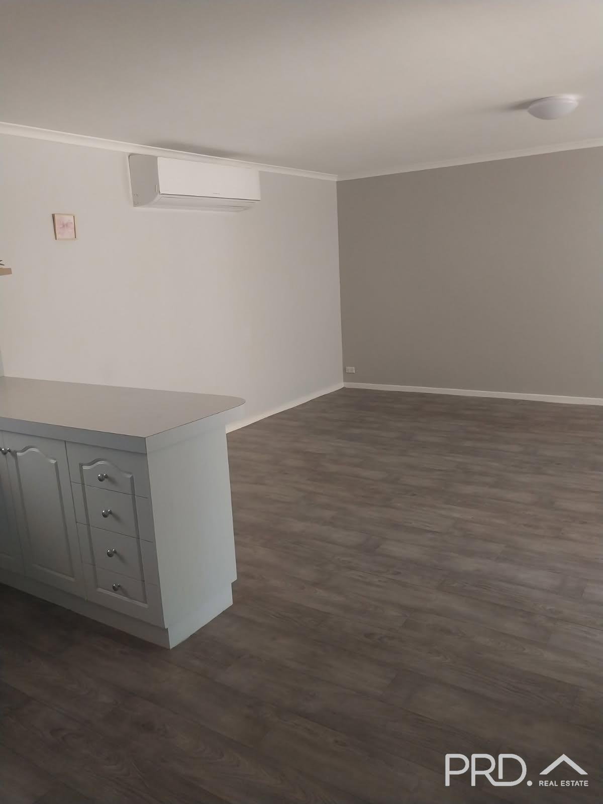 Unit 11, 2 West Road BURONGA 3