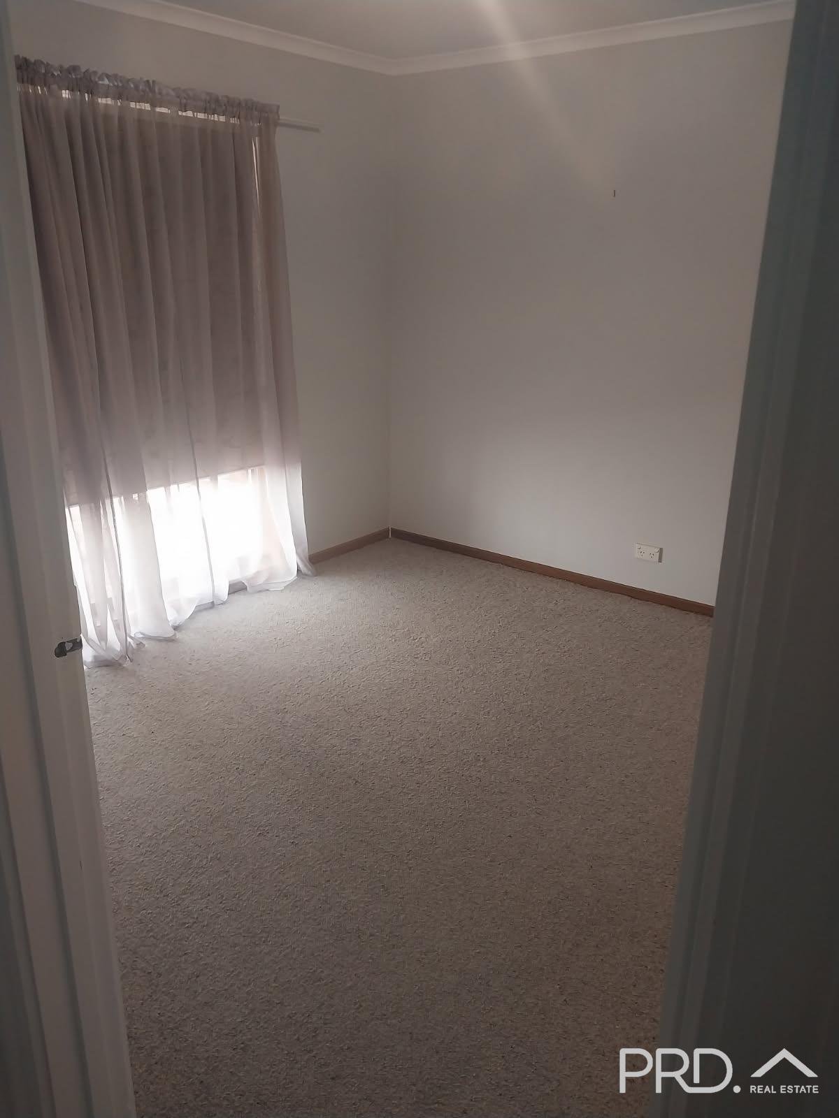 Unit 11, 2 West Road BURONGA 4