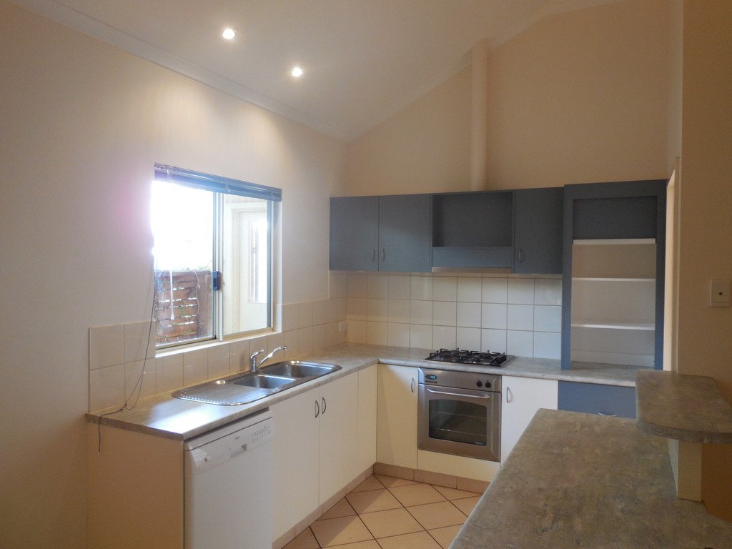 Unit 11/11 Challenor Drive CABLE BEACH 4