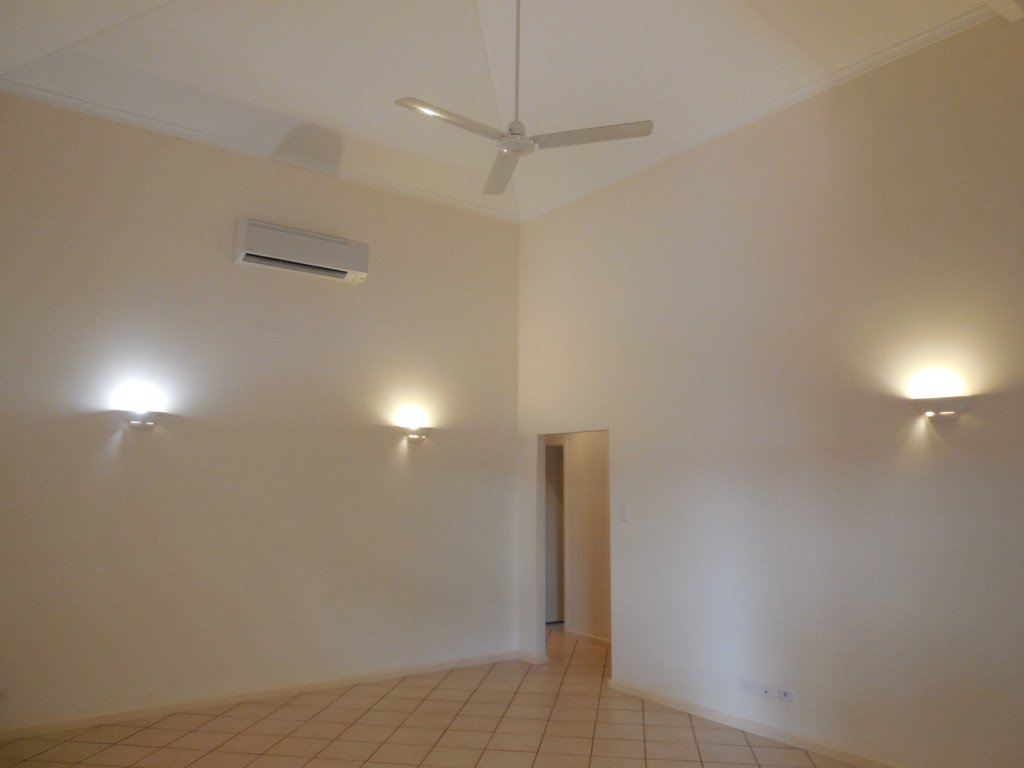 Unit 11/11 Challenor Drive CABLE BEACH 5